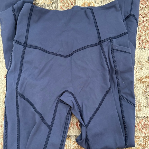 Lululemon wunder train high rise with pockets. Size 4. Periwinkle color - Picture 1 of 4
